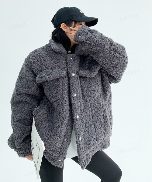 Dalfwin（ダールフィン）の「韓国ファッション 袖ラベルボアジャケット（ブルゾン・レディース・ベージュ/ブラック/グレー・FREE）」の17枚目の写真