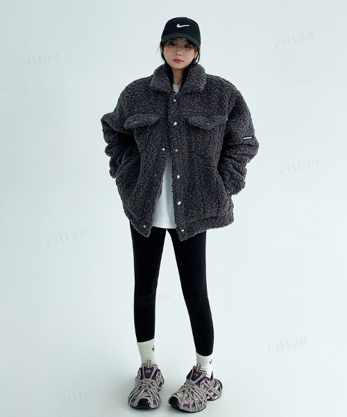 Dalfwin（ダールフィン）の「韓国ファッション 袖ラベルボアジャケット（ブルゾン・レディース・ベージュ/ブラック/グレー・FREE）」の20枚目の写真