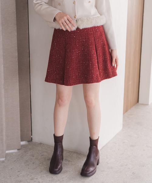 MISCH MASCH(ミッシュマッシュ)の「スパンラメアソートミニスカート(スカート・レディース・ブラック/チャコールグレー/ベージュ/レッド・M/S)」の15枚目の写真