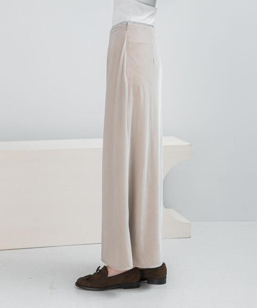 URBAN RESEARCH ROSSO WOMEN（アーバンリサーチ　ロッソ）の「ベロアロングスカート（スカート・レディース・ベージュ系その他/ブルー・38/36）」の8枚目の写真