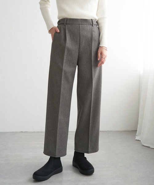 IKKA LOUNGE（イッカラウンジ）の「【2点セット】GOKU楽ペプラムジレセット（パンツドレス・レディース・ブラック/モカ/チャコール・M/L/S）」の15枚目の写真