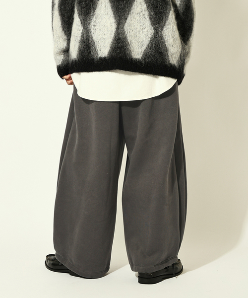 JOURNAL STANDARD（ジャーナルスタンダード）の「コントアー スウェット トラウザー パンツ（スウェットパンツ・メンズ・ブラック/チャコールグレー/ライトグレー・MEDIUM/LARGE）」の22枚目の写真