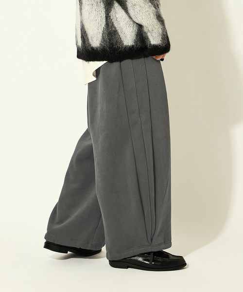 JOURNAL STANDARD（ジャーナルスタンダード）の「コントアー スウェット トラウザー パンツ（スウェットパンツ・メンズ・ブラック/チャコールグレー/ライトグレー・MEDIUM/LARGE）」の5枚目の写真