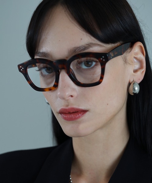 NUEF （ヌエフ）の「Cinq05（メガネ・レディース・ブラック/グレー/ブラウン・FREE）」の4枚目の写真