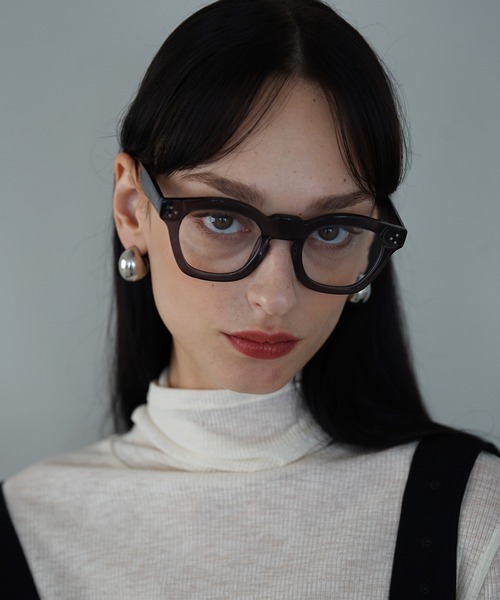 NUEF （ヌエフ）の「Cinq05（メガネ・レディース・ブラック/グレー/ブラウン・FREE）」の8枚目の写真