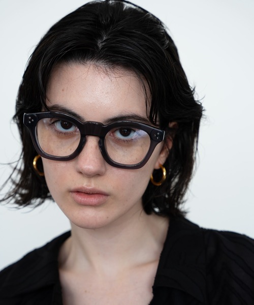 NUEF （ヌエフ）の「Cinq05（メガネ・レディース・ブラック/グレー/ブラウン・FREE）」の17枚目の写真