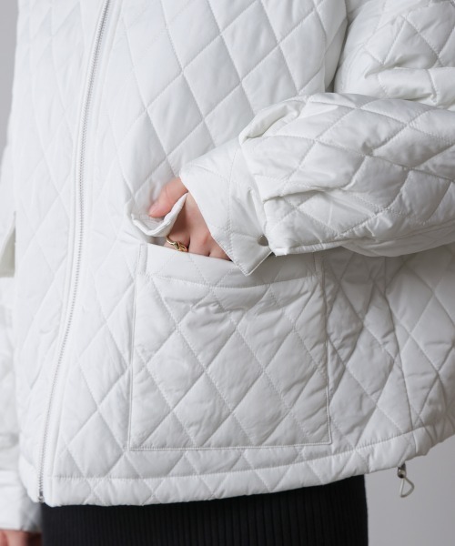Bou Jeloud（ブージュルード）の「タフタダイヤキルト中綿ジャケット（その他アウター・レディース・オフホワイト/ブラック・M）」の17枚目の写真