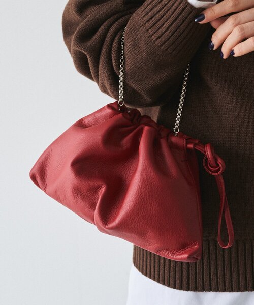 russet（ラシット）の「レザー巾着4WAYミニショルダーバッグ（ショルダーバッグ・レディース・ホワイト/ブラック/サックスブルー/シルバー/レッド・FREE）」の4枚目の写真