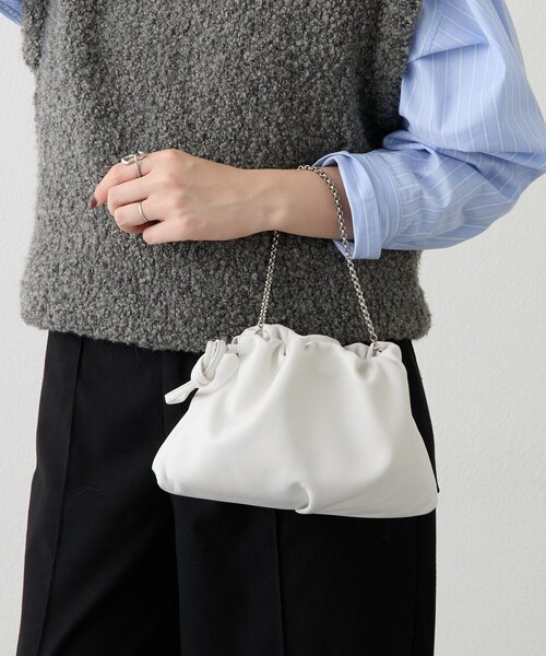 russet（ラシット）の「レザー巾着4WAYミニショルダーバッグ（ショルダーバッグ・レディース・ホワイト/ブラック/サックスブルー/シルバー/レッド・FREE）」の12枚目の写真