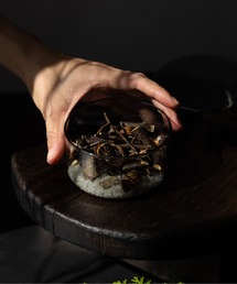 kuros'（クロス）の「【沙里×kuros'別注】ポプリ　Kage（フレグランスミスト）」