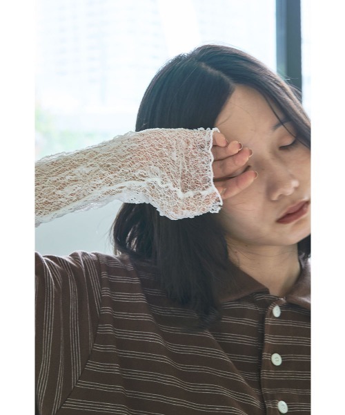 marjour（マージュール）の「VINTAGE NUANCE SHEER LACE TOPS（Tシャツ/カットソー・レディース・オフホワイト/ブラウン・M）」の8枚目の写真