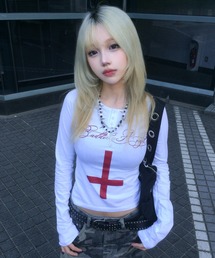 NIIER NOR（ニアノア）の「A'GEM/9 × .kom 『NIIER NOR/ニアノア』 CROSS HENLEY L/S TEE/クロスデザイン ヘンリー長袖Tシャツ（Tシャツ/カットソー）」