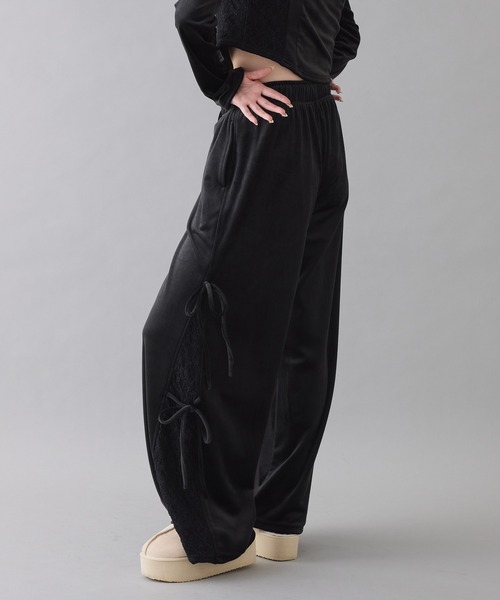 one after another NICE CLAUP(ワンアフターアナザーナイスクラップ)の「【セットで着れる】ベロアリボンパンツ(デニムパンツ・レディース・アイボリー/ブラック/グレー・FREE)」の3枚目の写真