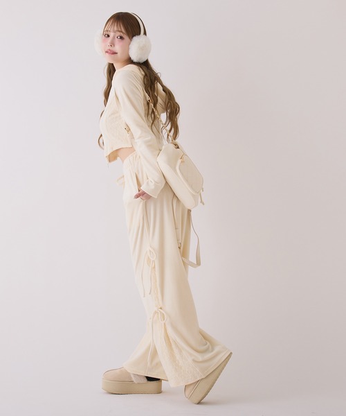 one after another NICE CLAUP(ワンアフターアナザーナイスクラップ)の「【セットで着れる】ベロアリボンパンツ(デニムパンツ・レディース・アイボリー/ブラック/グレー・FREE)」の14枚目の写真