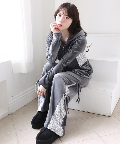 one after another NICE CLAUP(ワンアフターアナザーナイスクラップ)の「【セットで着れる】ベロアリボンパンツ(デニムパンツ・レディース・アイボリー/ブラック/グレー・FREE)」の12枚目の写真