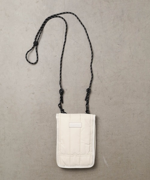 HUNTER(ハンター)の「【RES】【HUNTER】NTREPID PUFFER ESSENTIAL PHONE POUCH(ショルダーバッグ・レディース・オフホワイト/ブラック・FREE)」の1枚目の写真