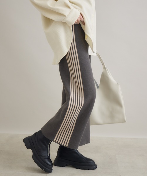 Paradise Picnic(パラダイスピクニック)の「サイドラインニットパンツ(その他パンツ・レディース・グレー/ブラック・FREE)」の1枚目の写真