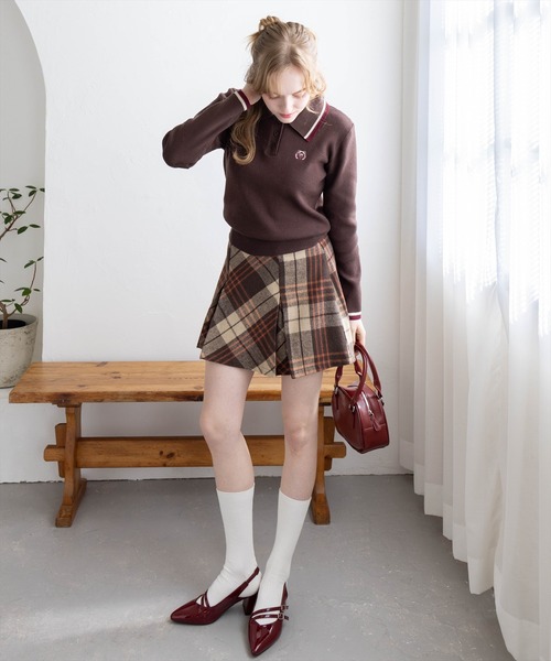 clear（クリア）の「刺繍入り配色ポロニット［大人 カジュアル 着回し力抜群］≪AW新作≫（ニット/セーター・レディース・ネイビー/アイボリー/ブラウン・F）」の16枚目の写真