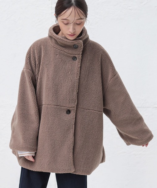 n'OrLABEL（ノアールレーベル）の「『スタンドカラーボアショートコート』（その他アウター・レディース・チャコール/モカ・FREE）」の6枚目の写真