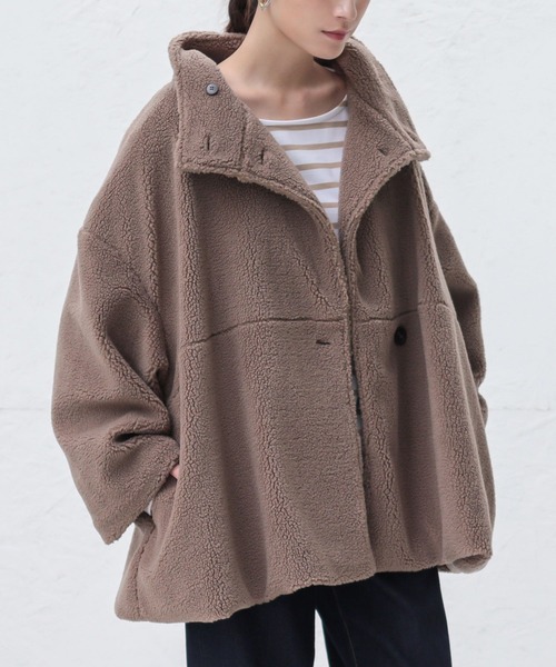 n'OrLABEL（ノアールレーベル）の「『スタンドカラーボアショートコート』（その他アウター・レディース・チャコール/モカ・FREE）」の4枚目の写真