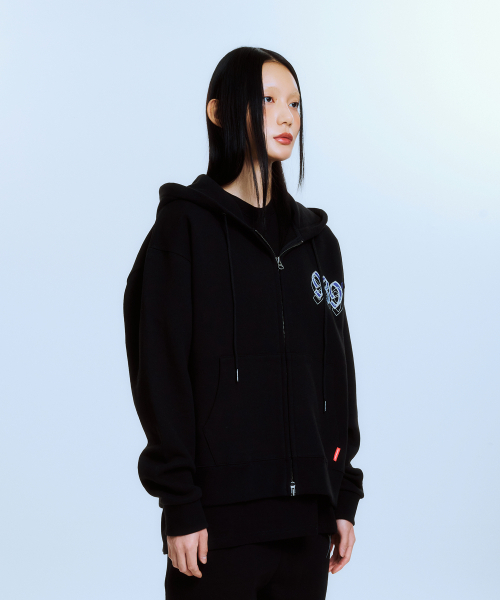 ARCHIVE BOLD(アーカイブボールド)の「UNDEFEATED HOOD ZIP-UP (BLACK)(パーカー・メンズ・その他・SMALL/MEDIUM/LARGE/X-LARGE)」の2枚目の写真