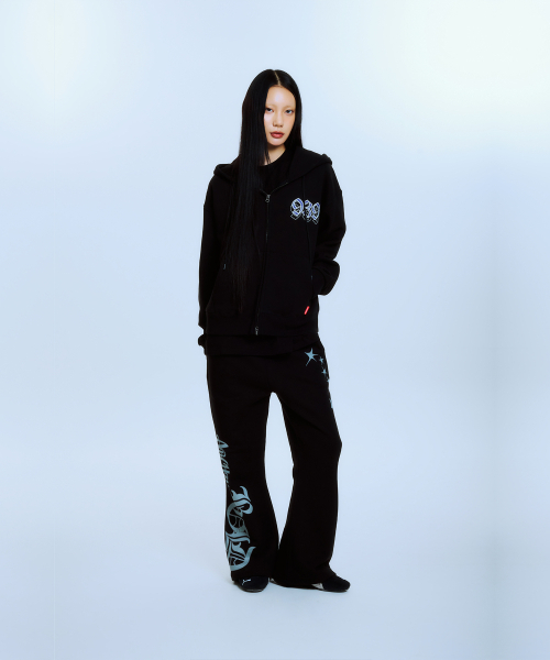 ARCHIVE BOLD(アーカイブボールド)の「UNDEFEATED HOOD ZIP-UP (BLACK)(パーカー・メンズ・その他・SMALL/MEDIUM/LARGE/X-LARGE)」の4枚目の写真