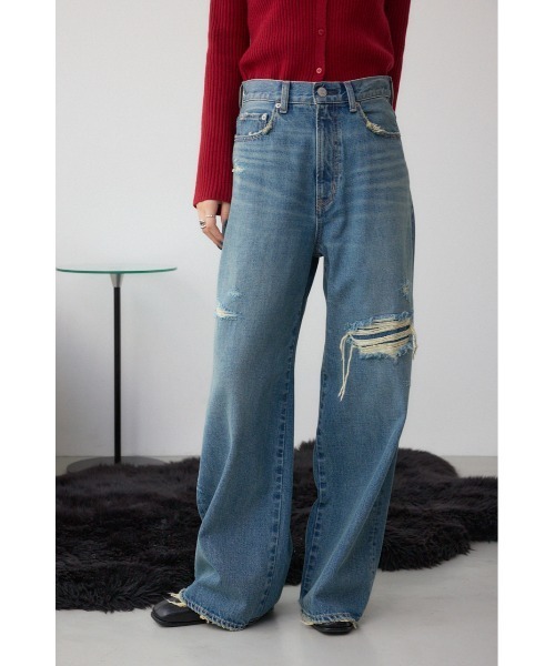 AZUL by moussy(アズールバイマウジー)の「AZUL DENIM リペアワイドデニム(デニムパンツ・レディース・ライトブルー/ライトブラック・SMALL/MEDIUM)」の2枚目の写真