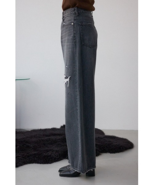 AZUL by moussy(アズールバイマウジー)の「AZUL DENIM リペアワイドデニム(デニムパンツ・レディース・ライトブルー/ライトブラック・SMALL/MEDIUM)」の7枚目の写真