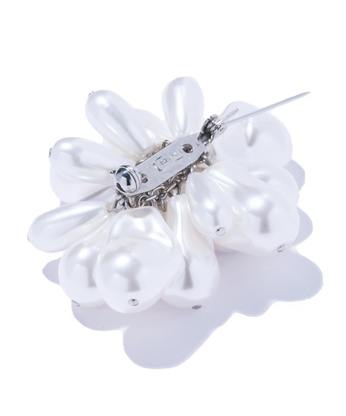 IRIS47(イリスフォーセブン)の「【IRIS 47】ignis brooch M/イグニス ブローチ BO225(ブローチ/コサージュ・レディース・ホワイト・FREE)」の4枚目の写真