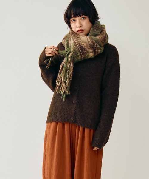 Crisp（クリスプ）の「チェックフリンジマフラー（マフラー・レディース・グリーン/アイボリー/ブルー・FREE）」の8枚目の写真