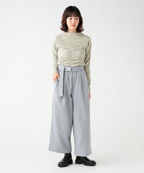 BEAMS HEART(ビームスハート)の「シャーリング ギャザー プルオーバー(Tシャツ/カットソー・レディース・オフホワイト/ブラック/ミント・FREE)」の13枚目の写真