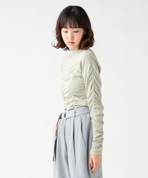 BEAMS HEART(ビームスハート)の「シャーリング ギャザー プルオーバー(Tシャツ/カットソー・レディース・オフホワイト/ブラック/ミント・FREE)」の15枚目の写真