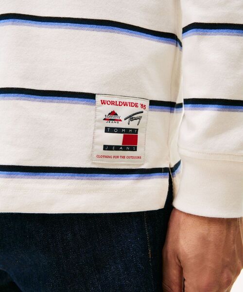 tommy jeans(トミー ジーンズ)の「リラックスウーブンラベルラガーシャツ(ポロシャツ・メンズ・マルチ・MEDIUM/SMALL/LARGE)」の2枚目の写真