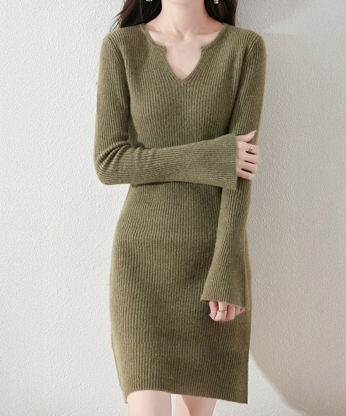 Miniministore(ミニミニストア)の「キーネック タイトリブニットワンピース(ワンピース・レディース・ラベンダー/ライトベージュ/カーキ/ブラック/モカ・FREE)」の4枚目の写真
