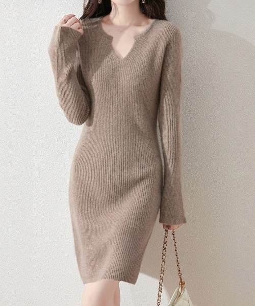 Miniministore(ミニミニストア)の「キーネック タイトリブニットワンピース(ワンピース・レディース・ラベンダー/ライトベージュ/カーキ/ブラック/モカ・FREE)」の9枚目の写真