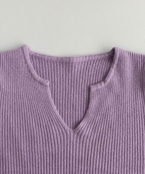 Miniministore(ミニミニストア)の「キーネック タイトリブニットワンピース(ワンピース・レディース・ラベンダー/ライトベージュ/カーキ/ブラック/モカ・FREE)」の17枚目の写真