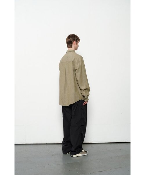 HORLISUN(ホーリーサン)の「Jane Denim Shirt Olive(シャツ/ブラウス・レディース・その他・LARGE)」の8枚目の写真