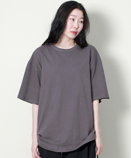 DEMARC(ドゥマーク)の「オーバーサイズ 無地 レイヤード 半袖Tシャツ チャコール(Tシャツ/カットソー・レディース・その他・MEDIUM/LARGE)」の8枚目の写真