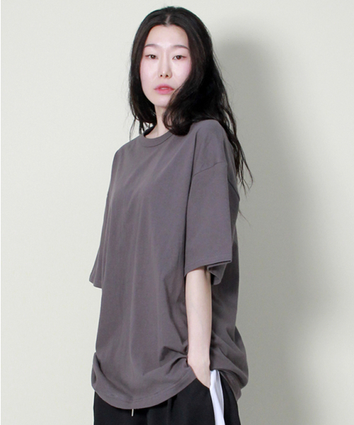 DEMARC(ドゥマーク)の「オーバーサイズ 無地 レイヤード 半袖Tシャツ チャコール(Tシャツ/カットソー・レディース・その他・MEDIUM/LARGE)」の5枚目の写真