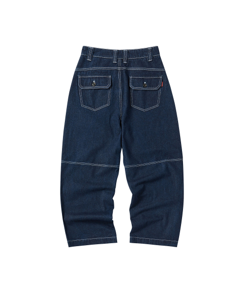 COMONINOZ（コモニノズ）の「W BACK POINT DENIM PANTS [INDIGO BLUE]（デニムパンツ・レディース・ダークブルー・SMALL/MEDIUM）」の3枚目の写真