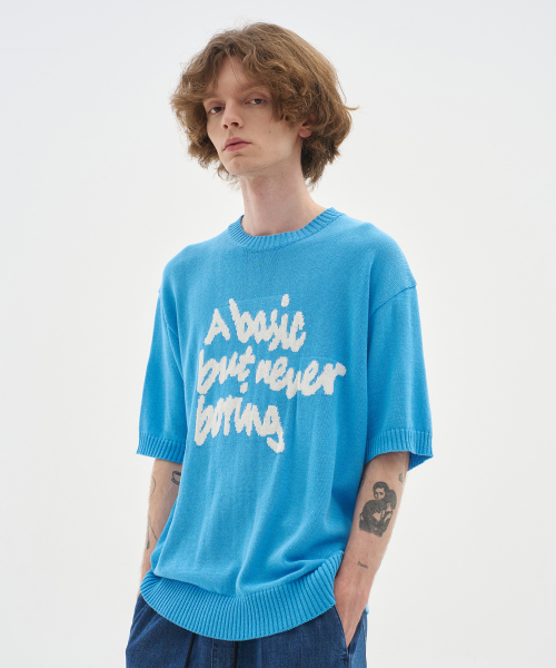 Slogan Round Half‑Sleeve Knit — синяя полурукавная футболка