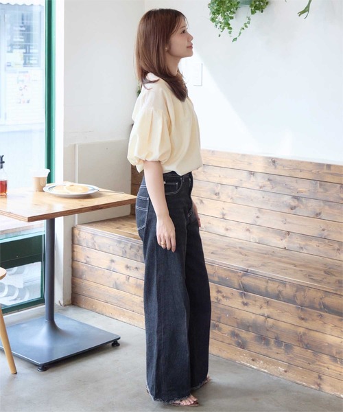 titivate（ティティベイト）の「ボリュームスリーブスキッパーブラウス（シャツ/ブラウス・レディース・クリーム/オフホワイト/ブラック・L/M/S）」の15枚目の写真