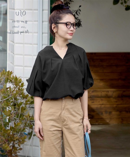 titivate（ティティベイト）の「ボリュームスリーブスキッパーブラウス（シャツ/ブラウス・レディース・クリーム/オフホワイト/ブラック・L/M/S）」の11枚目の写真