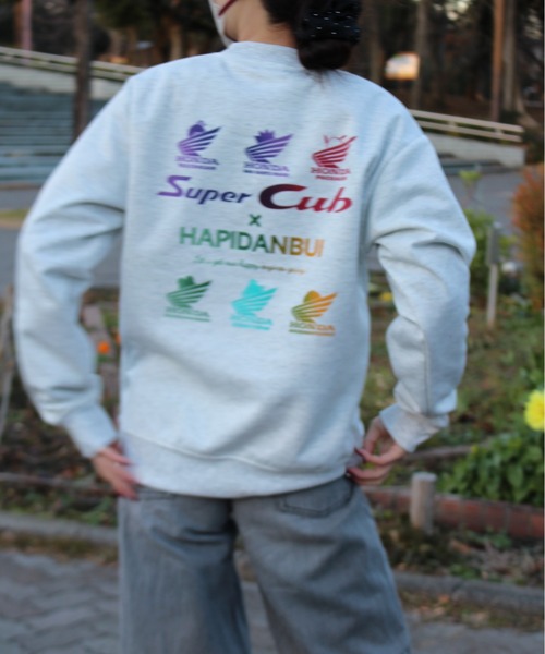 sanrio(サンリオ)の「【HONDA/ホンダ×Sanrio/サンリオ】HONDA×はぴだんぶい ダンボールニットスウェットクルー(スウェット・メンズ・スミクロ/オートミール/ブラック/サックスブルー・MEDIUM/LARGE)」の10枚目の写真