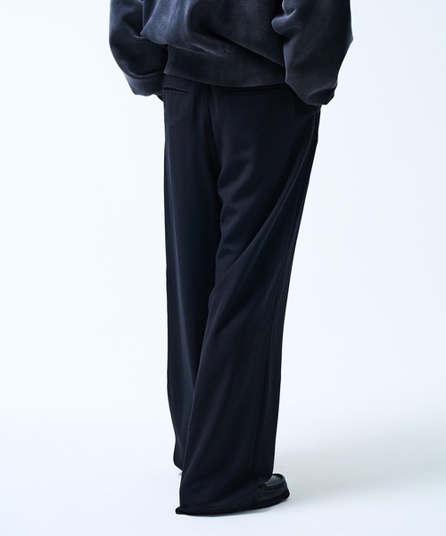 THE BOLDMAN(ザ ボールドマン)の「2tuck Wide Slacks / 2タックワイドスラックスパンツ(スラックス・メンズ・グレー/ブラック・LARGE/MEDIUM)」の3枚目の写真