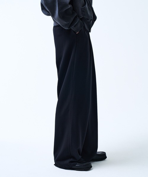 THE BOLDMAN(ザ ボールドマン)の「2tuck Wide Slacks / 2タックワイドスラックスパンツ(スラックス・メンズ・グレー/ブラック・LARGE/MEDIUM)」の4枚目の写真