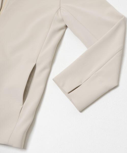 URBAN RESEARCH ROSSO WOMEN(アーバンリサーチ ロッソ)の「ストレッチツイルノーカラージャケット(ノーカラージャケット・レディース・ライトベージュ/ブラック・38/36)」の8枚目の写真