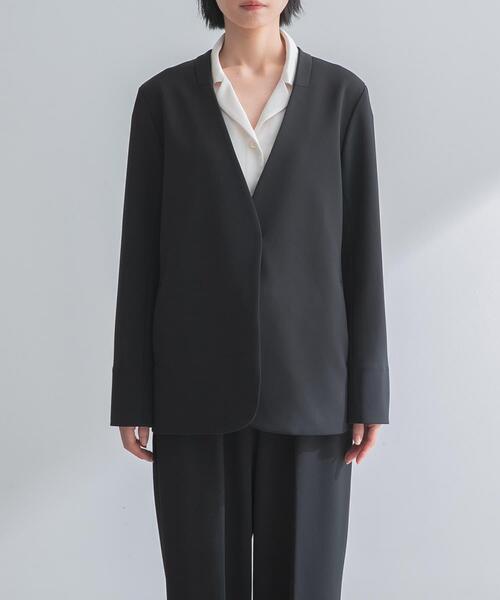 URBAN RESEARCH ROSSO WOMEN(アーバンリサーチ ロッソ)の「ストレッチツイルノーカラージャケット(ノーカラージャケット・レディース・ライトベージュ/ブラック・38/36)」の16枚目の写真
