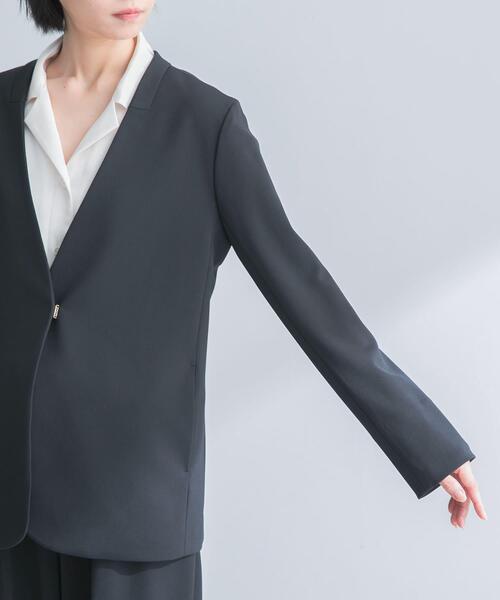 URBAN RESEARCH ROSSO WOMEN(アーバンリサーチ ロッソ)の「ストレッチツイルノーカラージャケット(ノーカラージャケット・レディース・ライトベージュ/ブラック・38/36)」の20枚目の写真