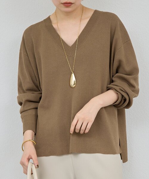 GALLARDAGALANTE(ガリャルダガランテ)の「【セットアップ対応】Vニット(ニット/セーター・レディース・グレイッシュベージュ/チャコールグレー・FREE)」の11枚目の写真